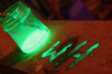 Load image into Gallery viewer, Glow in the Dark Powder For Nails