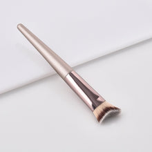 Load image into Gallery viewer, Luxury Champagne Makeup Brushes